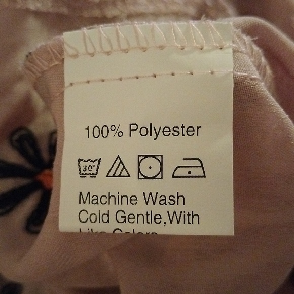 Shein Pink Polyester Blouse with Daisy Flowers. Size Small - Picture 12 of 13